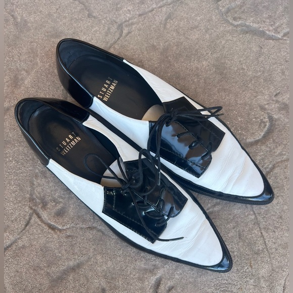 Stuart Weitzman Leman Bi-Colored Oxfords - Picture 2 of 12